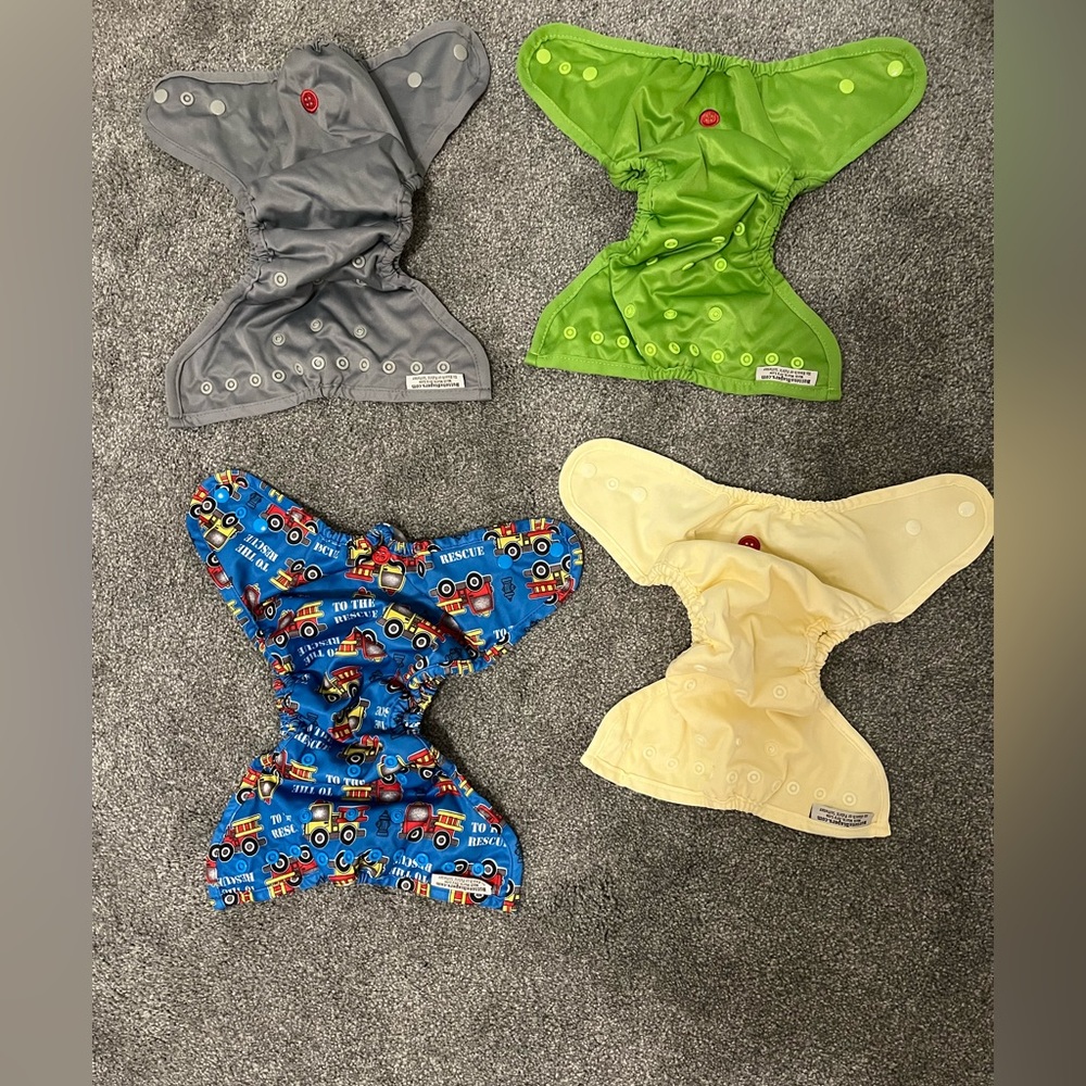 Buttons OS Cloth Diaper and Insert Bundle NWOT